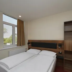 Hotel Berlin-adlershof **
